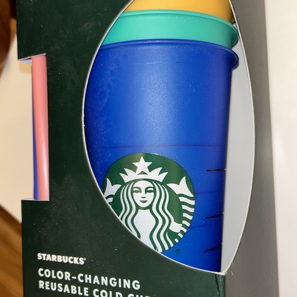 Starbucks color changing cups - Picture 2 of 3